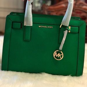 NWT MICHAEL KORS DILLON MD LEATHER SATCHEL